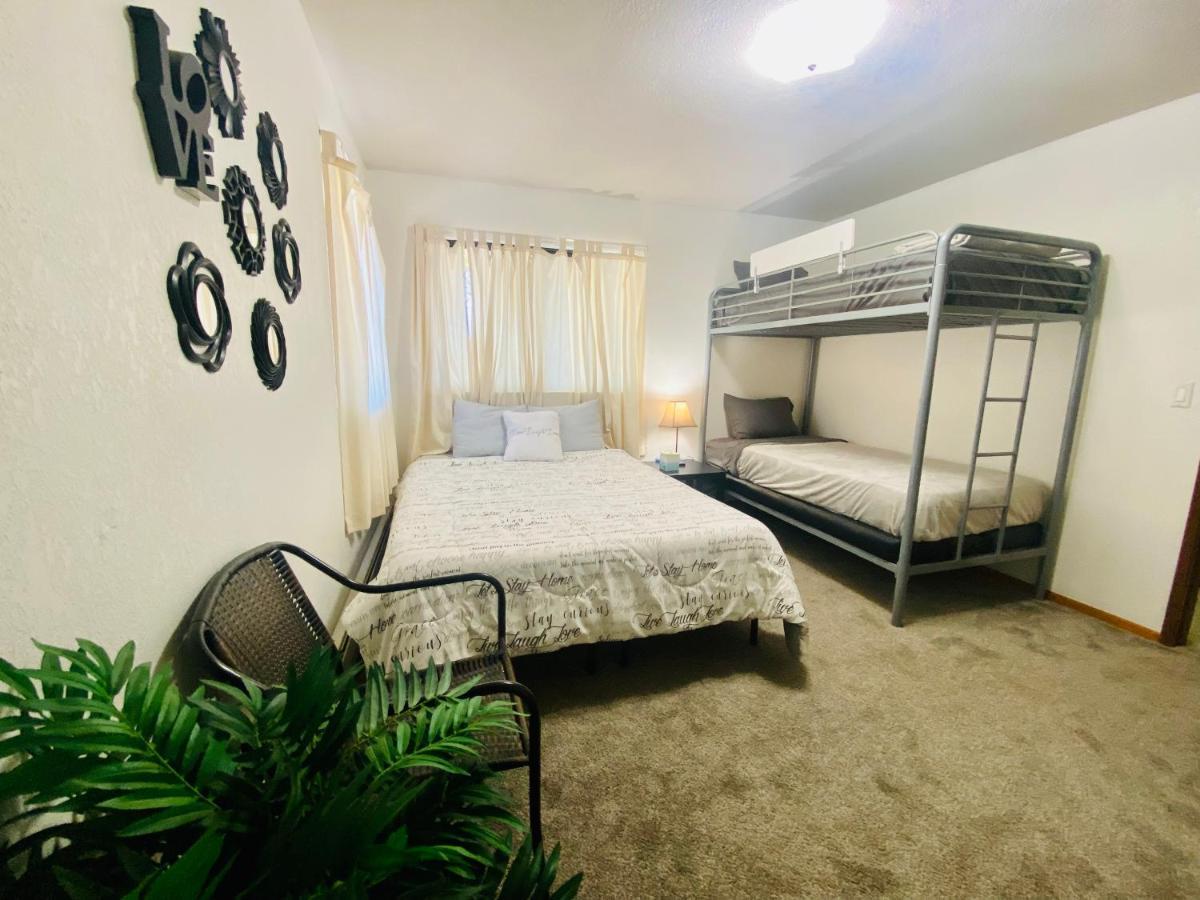 Family Friendly, 3 Bedroom House, With King Bed For Up To 15 - Bbq - Internet - Jet Tub Auburn Extérieur photo