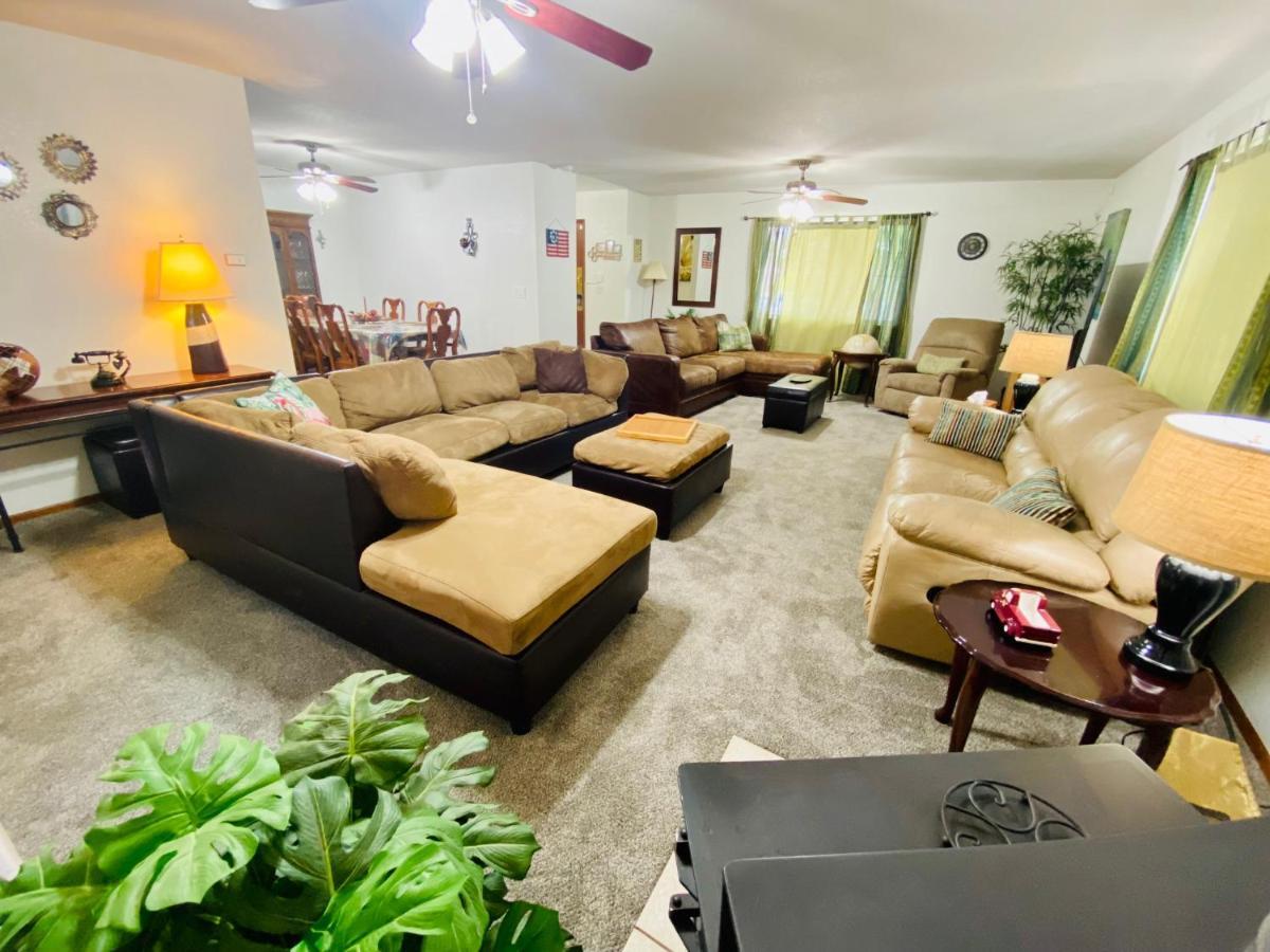 Family Friendly, 3 Bedroom House, With King Bed For Up To 15 - Bbq - Internet - Jet Tub Auburn Extérieur photo