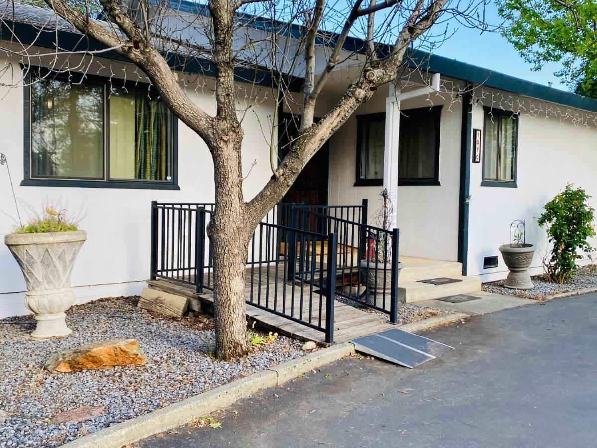 Family Friendly, 3 Bedroom House, With King Bed For Up To 15 - Bbq - Internet - Jet Tub Auburn Extérieur photo
